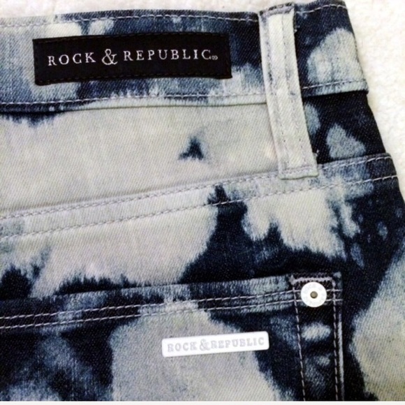 Acid washed high waisted denim shorts bleached out - Picture 6 of 7